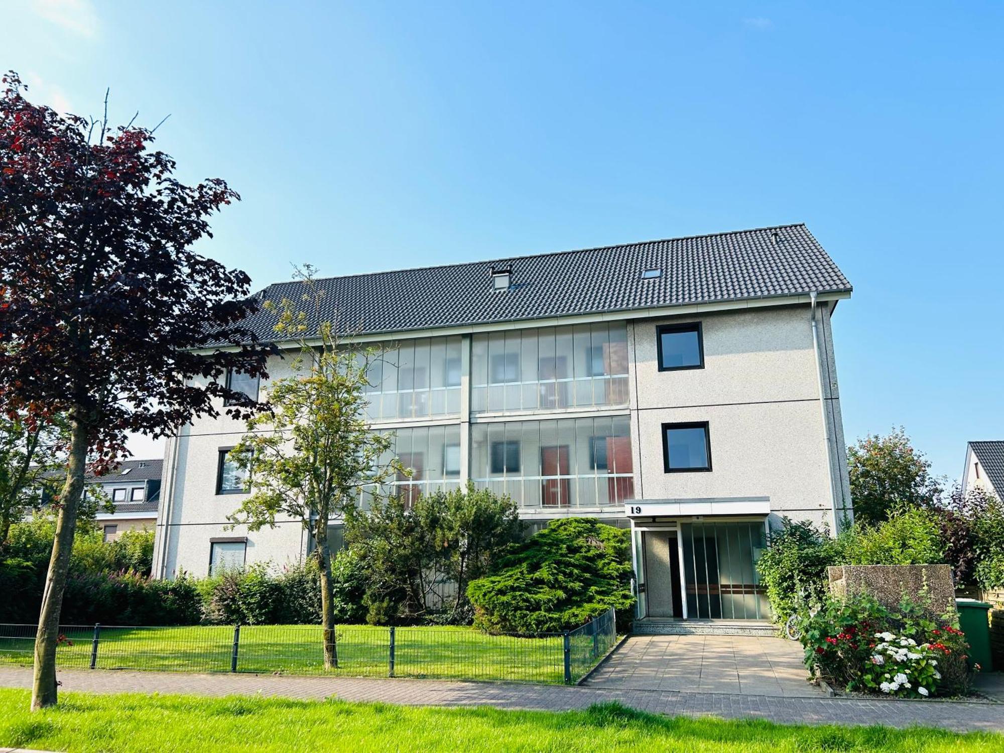 Neu - Frisch Renoviertes Ferienapartment "Waterkant" Busum Exterior photo